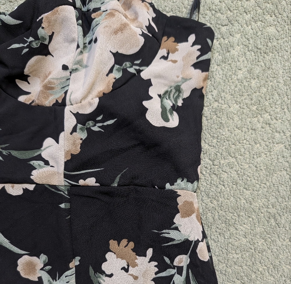 Petal & Pup Black Floral Midi Dress - Picture 9 of 16